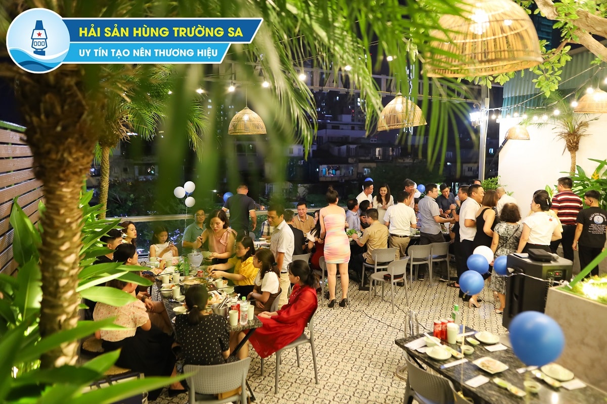 tổ chức tiệc gia đình tại hùng trường sa 2