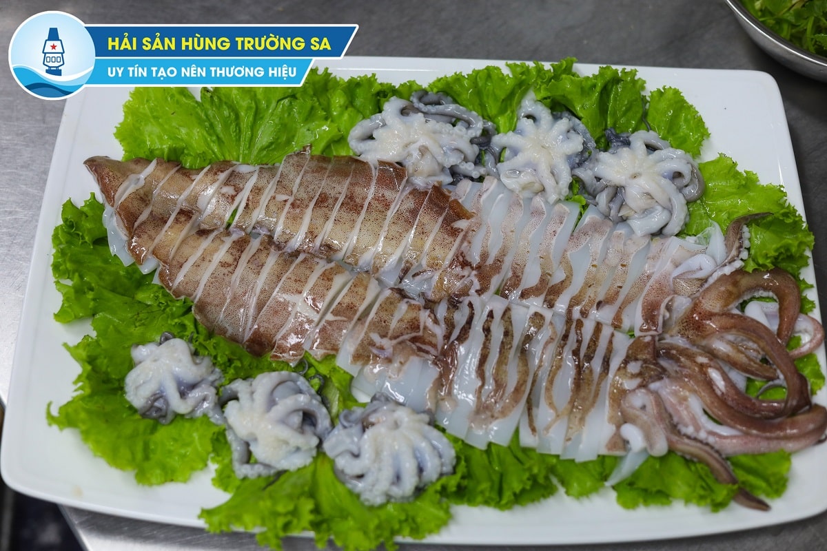 tổ chức tiệc gia đình tại hùng trường sa 7