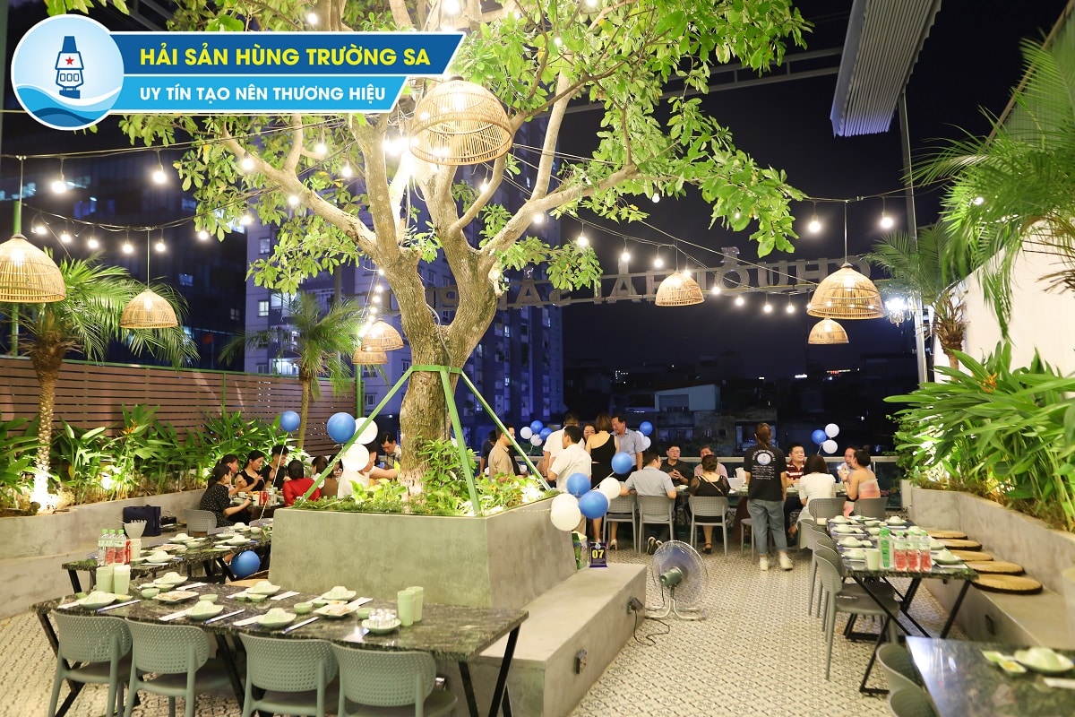 hải sản hùng trường sa