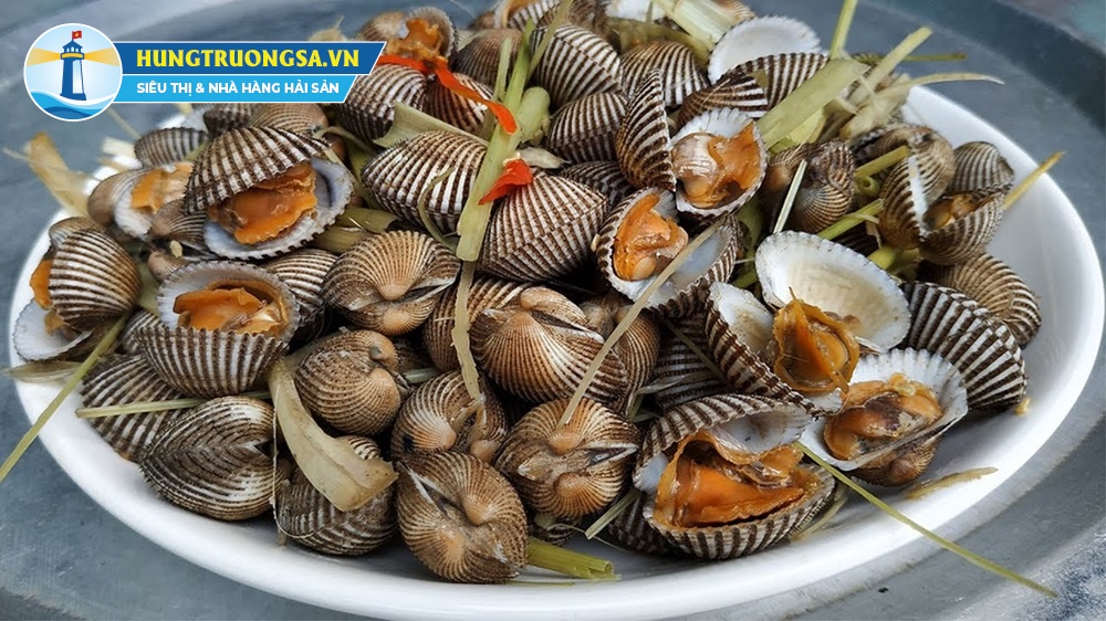 sò huyết hấp sả