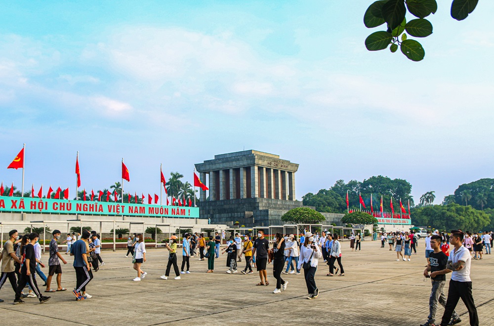 chơi ở đâu ăn gì ngày giỗ tổ 1