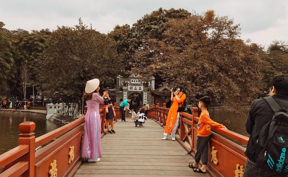 chơi ở đâu ăn gì ngày giỗ tổ 2