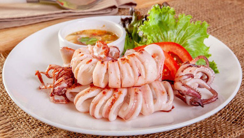 Giàu dinh dưỡng từ món mực ống hấp