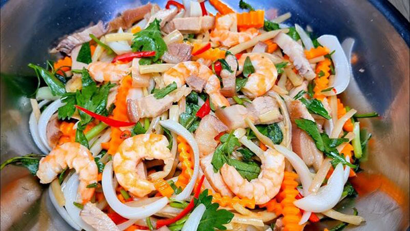 Tầm quan trọng của nước trộn tôm sú ngó sen