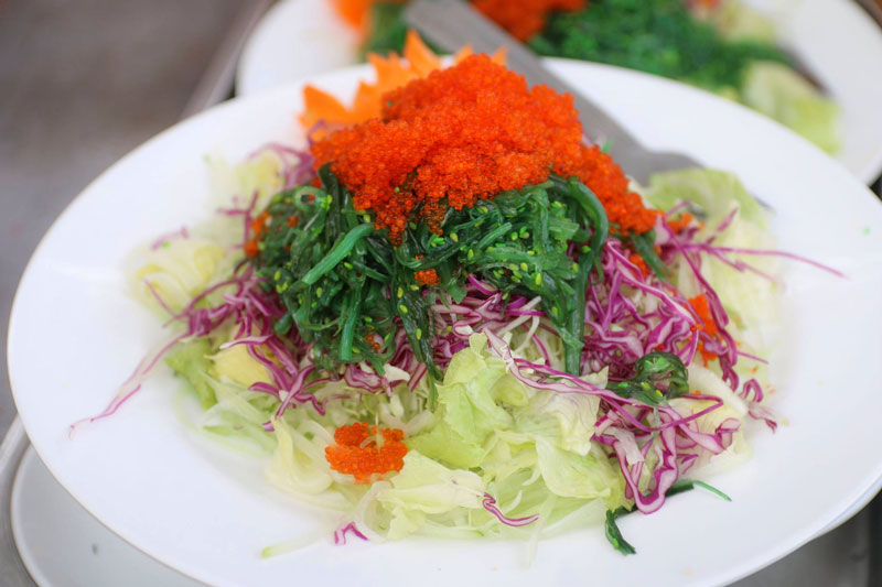 Salad trứng cua rong biển bỗ dưỡng và tốt cho sức khỏe