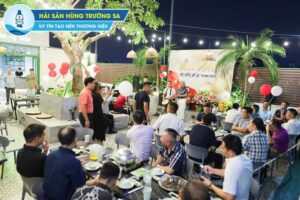 Tổ chức tiệc công ty - gia đình - sinh nhật tại Nhà hàng Hùng Trường Sa