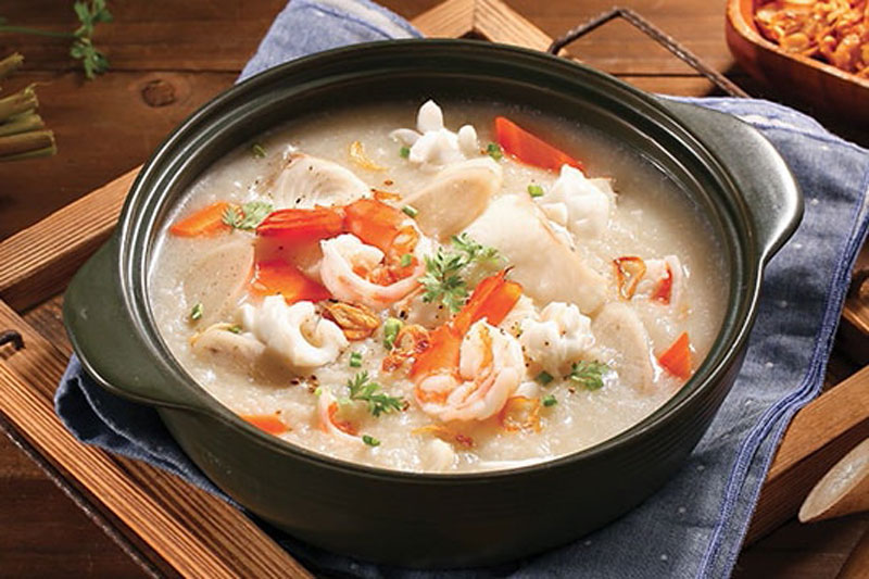 Cháo hải sản là món được nhiều gia đình lựa chọn