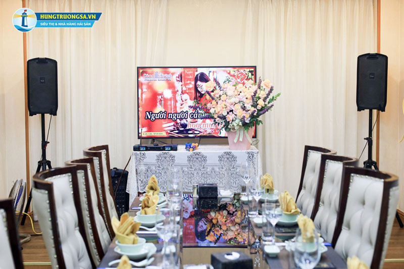 Karaoke miễn phí tại phòng VIP Nhà hàng Hùng Trường Sa 
