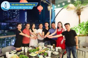 Kịch bản tiệc rõ ràng tránh khiến buổi tiệc thành cuộc họp